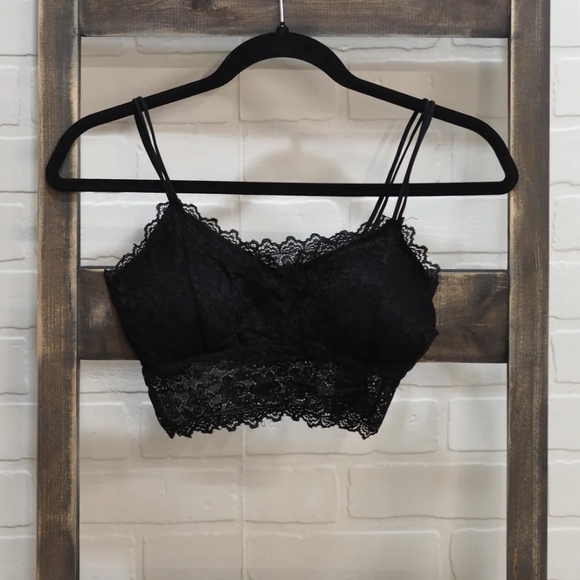 Amanda Bralette - Black - Picture 1 of 1